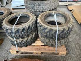 4 X MAXAM MS906 TYRES MISC - picture0' - Click to enlarge