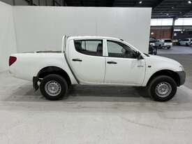 2008 Mitsubishi Triton Diesel Dual Cab Ute - picture0' - Click to enlarge