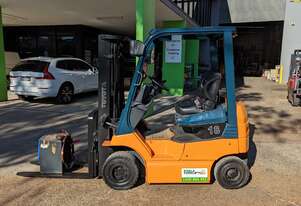 TOYOTA 7FB18 | ELECTRIC | SIDE SHIFT | YOUNG BATTERIES