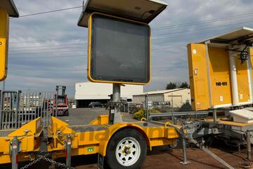 Hilton HD-35 Trailer Mounted Solar Powered Variable Speed Limit Sign