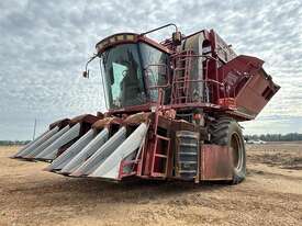 CASE IH 2555 PICKER  - picture0' - Click to enlarge