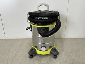 Ryobi corded vacuum - picture1' - Click to enlarge