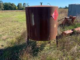 Fuel Tank (1000Ltr Approx) 

Item Is In A Used Condition & Has Not Been Tested. - picture0' - Click to enlarge