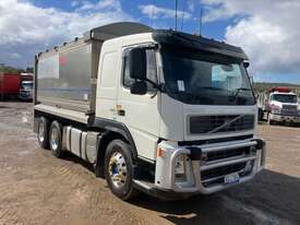 2009 Volvo FM480 Tipper - picture0' - Click to enlarge