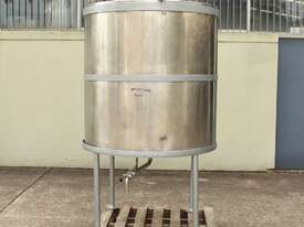 Stainless Steel Tank - picture10' - Click to enlarge