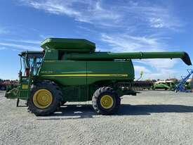 John Deere 9870 STS - picture2' - Click to enlarge