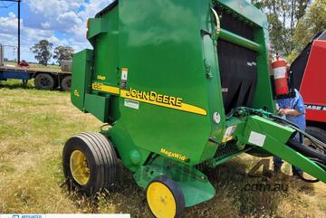 (5823) JD 557 Silage Special Round Baler (Echuca, VIC)