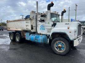 1980 Mack R686RST Tipping Truck - picture18' - Click to enlarge