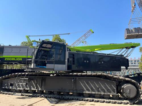 caption Zoomlion 200T Telescopic Crawler Crane ZCC2000 - Unmatched power, precision, and versatility!