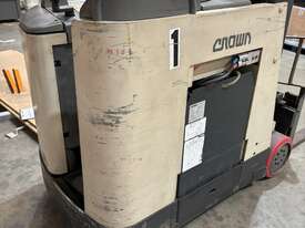 Crown RC 3040-40 Electric Stand-Up Rider Forklift with Side Shift - picture1' - Click to enlarge