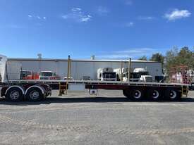 2001 JTB Tri Axles Tri Axle Flat Top Trailer - picture1' - Click to enlarge