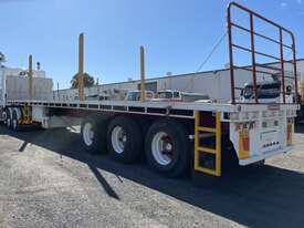 2001 JTB Tri Axles Tri Axle Flat Top Trailer - picture2' - Click to enlarge