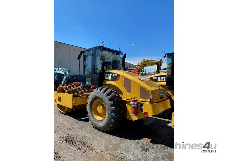 caption 2010 CAT CP563E 12TN Padfoot Roller