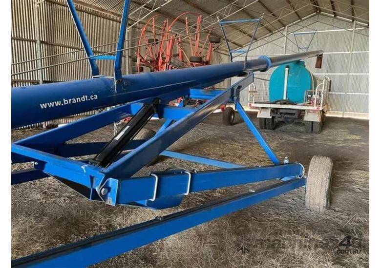 caption 2005 Brandt 1070 Swing Away Grain Auger
