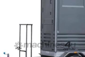 PORTABLE TOILET ON TRAILER INCL 1 PUMPOUT