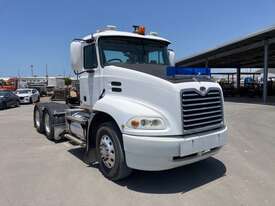 2003 Mack CX Prime Mover - picture0' - Click to enlarge