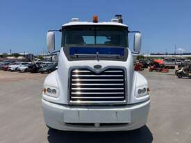 2003 Mack CX Prime Mover - picture0' - Click to enlarge