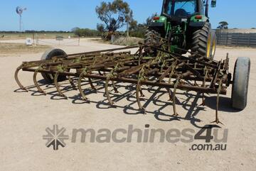 John Shearer 29 tyne Scarifier