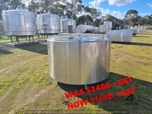 2320lt STAINLESS STEEL TANK, MILK VAT 