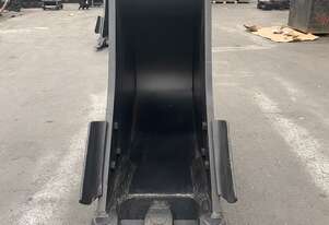 Roo Attachments Trenching Bucket to Suit 30-35T Excavators - 750 mm Wide