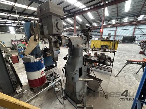 1995 X6323S Turret Milling Machine