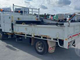 Isuzu NPR75-190 - picture2' - Click to enlarge