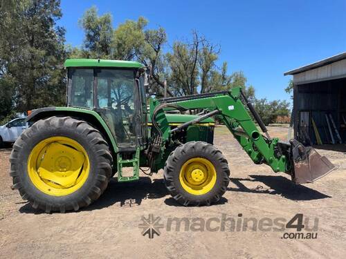 John Deere 6310 Tractor with front end loader, 4 in 1 bucket, forks, tyre fair, good tractor