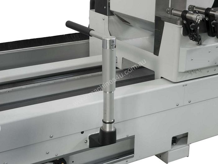 caption FOM BLITZ 50 THETA Aluminium