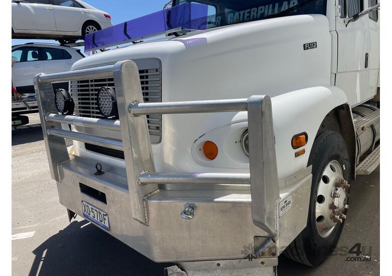 caption 1999 Freightliner FL112 Tipper