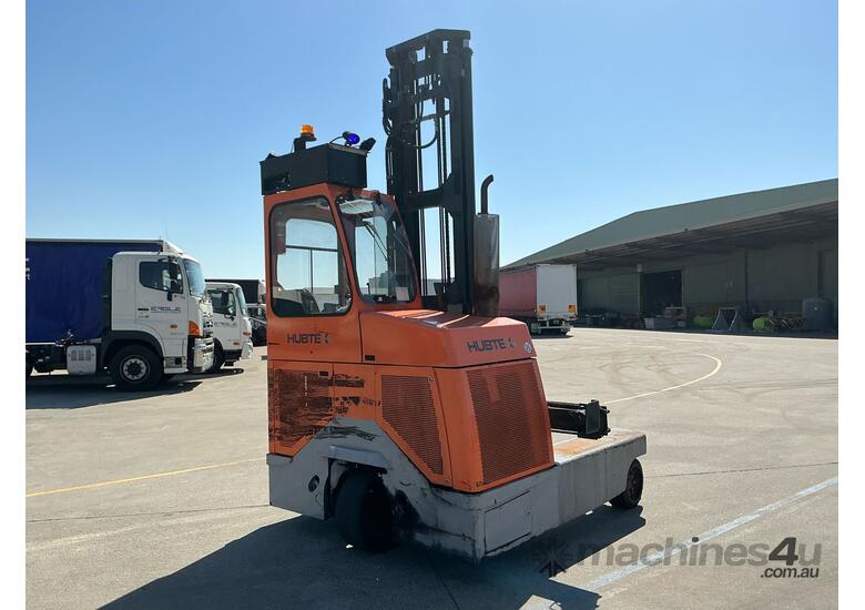 caption 2014 Hubtex DQ30-G Reach Forklift