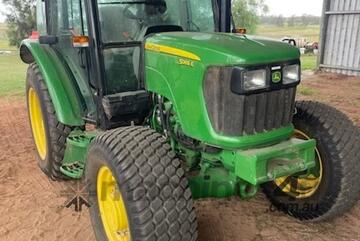 John Deere 2021   5065E tractor