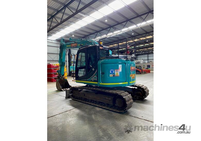 caption 2018 Kobelco Sk135sr