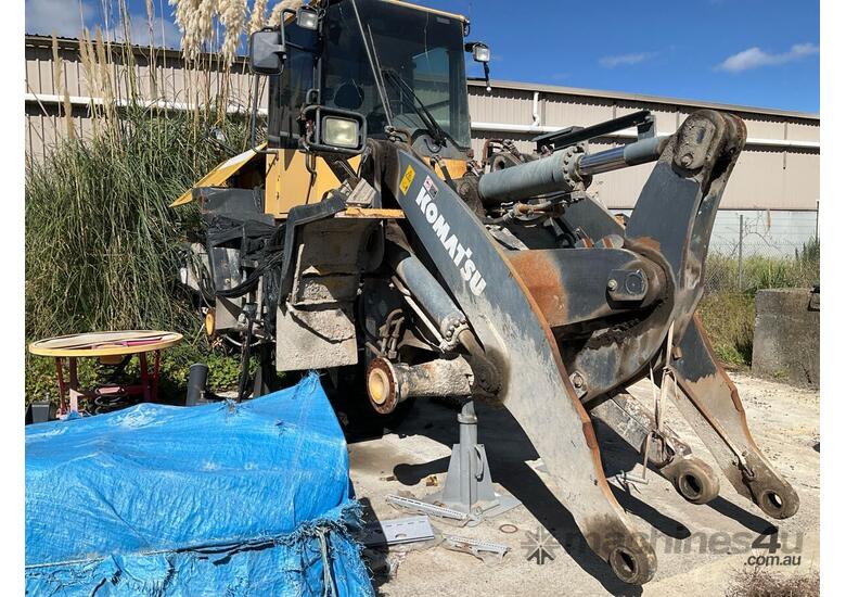 caption Komatsu WA320PZ-6 Wheeled Loader