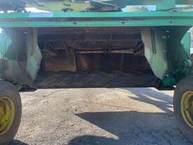 2005 John Deere 5300 Mower Conditioner - picture0' - Click to enlarge