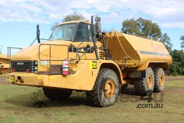 Caterpillar 2008   735