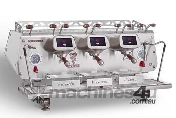 Bezzera Victoria White 3 Group Professional Espresso Machine Bzvictoria3W