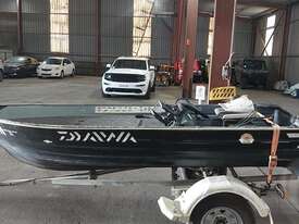 Custom 3.5M Aluminium - picture2' - Click to enlarge