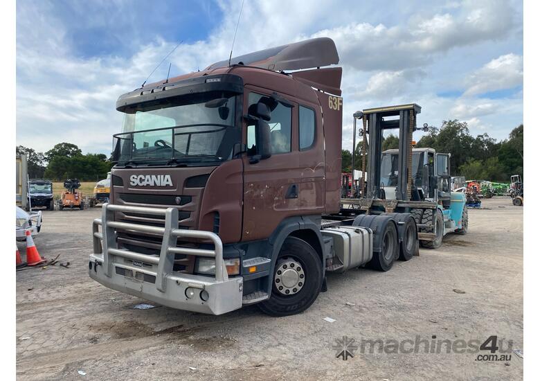 caption 2011 Scania G440 6x4 Prime Mover