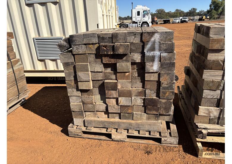caption 2 x Pack Timber Gluts