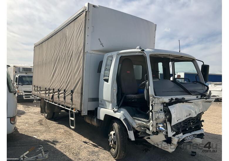caption 2019 Mitsubishi Fuso Fighter FK600 Curtainsider