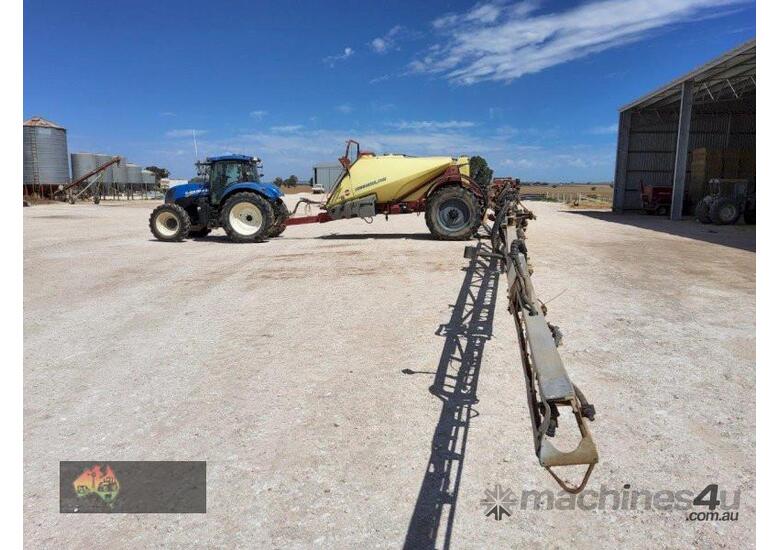 caption (8771) Hardi Commander 6536
