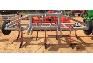 YEOMANS L43-11 KeyLine Plough