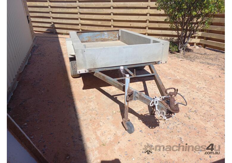 caption 1991 Polmac Trailers Box Trailer