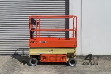 JLG1930 Electric Scissor lift, with Full Certification, New Tyres & Re Spray with New Stickers