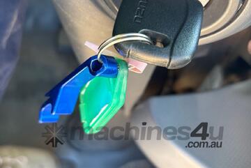 2010 Isuzu F Series Cab Chassis