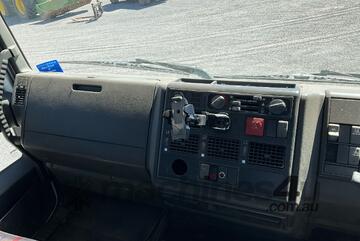 2003 Iveco Eurocargo Tector Skip Bin Truck 2003 Iveco Eurocargo Tector Skip Bin Truck