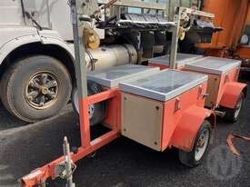 Custom Traffic Light Trailer - picture2' - Click to enlarge
