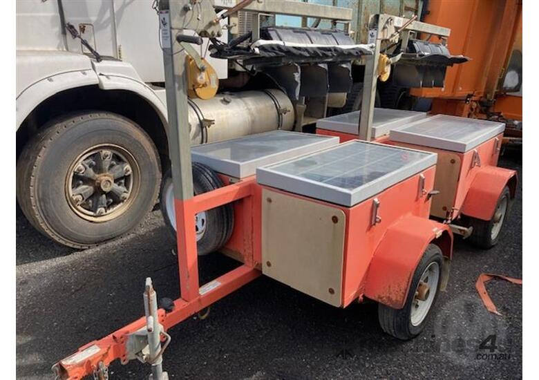 caption Custom Traffic Light Trailer