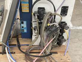 1 X Pallet of 4 tap beer system, glycol system, keg attachment. - picture1' - Click to enlarge