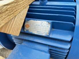  - picture2' - Click to enlarge